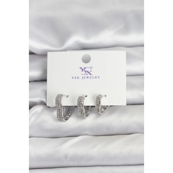 Gümüş Renk Pirinç Zirkon Taşlı Kalpli Kadın Küpe