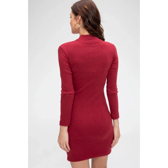 Kadın Bordo Kaşkorse Balıkçı Yaka Uzun Kollu Bodycon Mini Elbise – Şık, Rahat ve 4 Mevsim