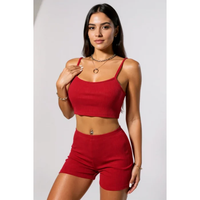 Kadın Kırmızı Şortlu Kaşkorse Gecelik Takım – Modern, Konforlu ve Günlük Kombinlere Uygun
