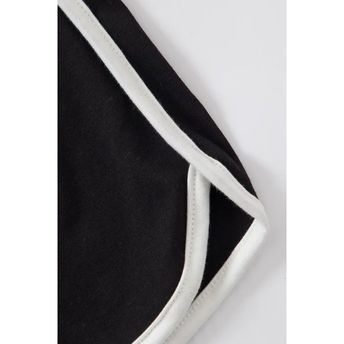 Kadın Siyah Askılı Crop Top ve Şortlu Gecelik Takım