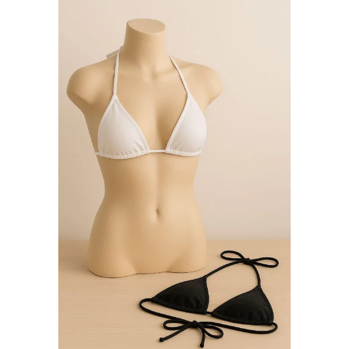 Kadın Siyah ve Beyaz Minimal Kesim Üçgen Bikini Üstü – Modern ve Şık Tasarım