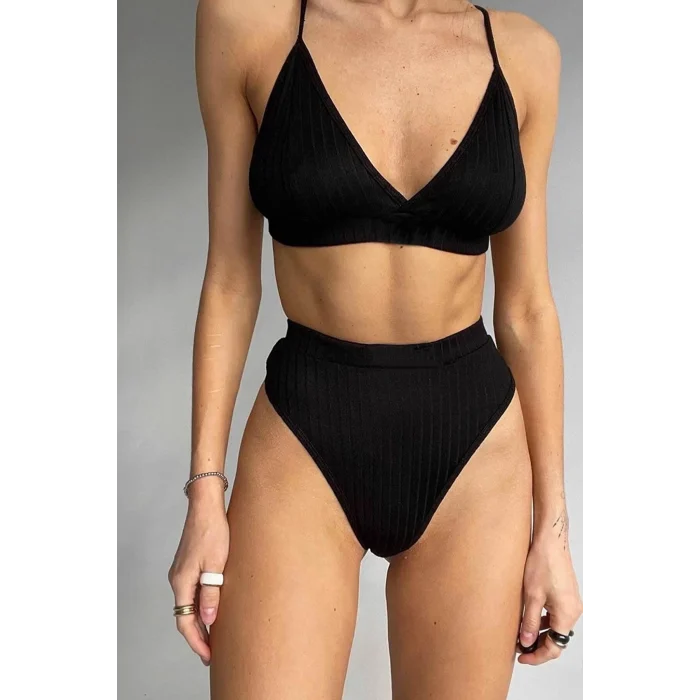 Kadın Siyah Yüksek Bel Dolgusuz Slip Takım – Modern, Konforlu ve Günlük Kombinlere Uygun