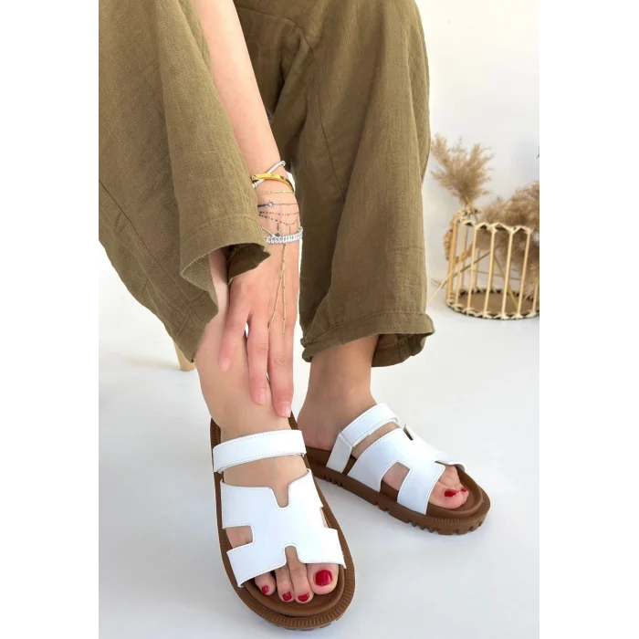 Kooni Beyaz Cilt Terlik