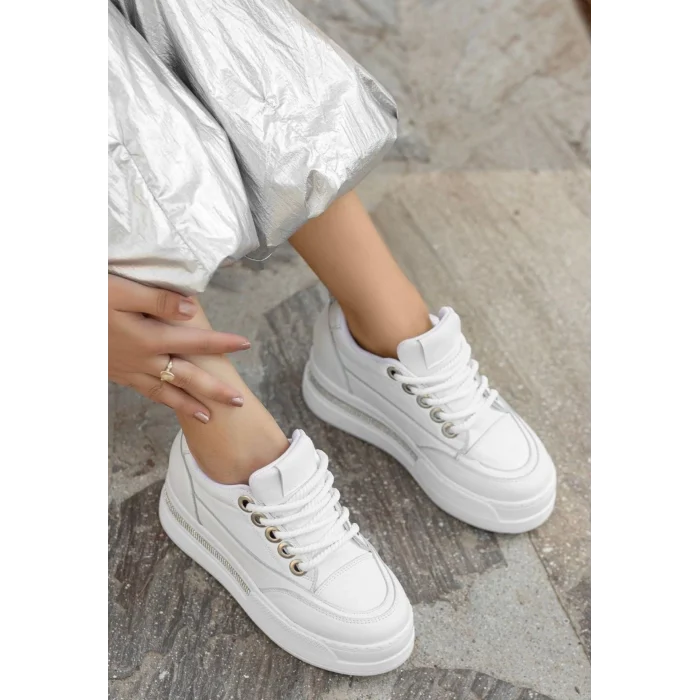 Lulu Beyaz Cilt Bağcıklı Spor Ayakkabı