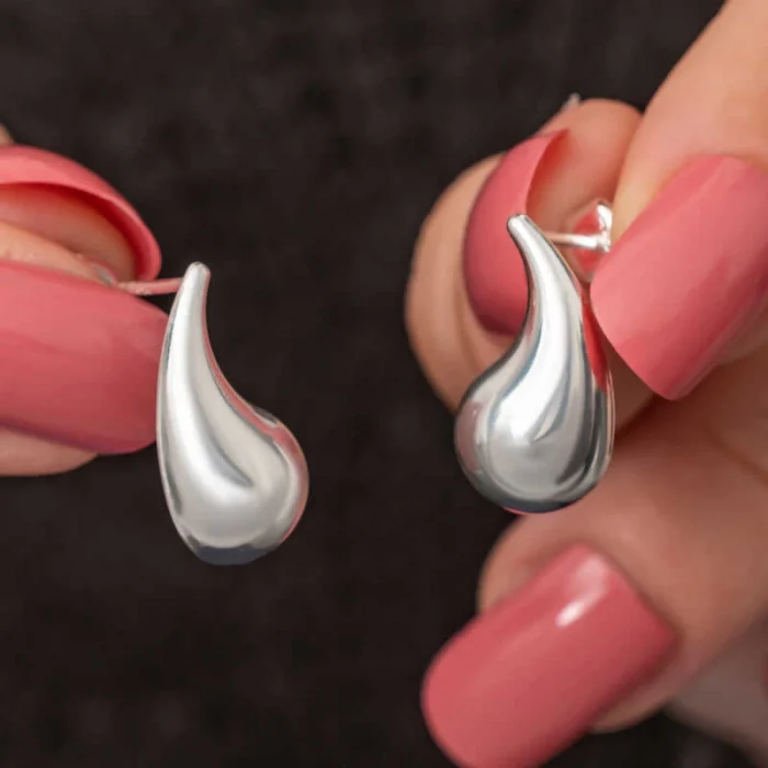 Luz&Pos Gümüş Gözyaşı Damla Çivili Kadın Küpe