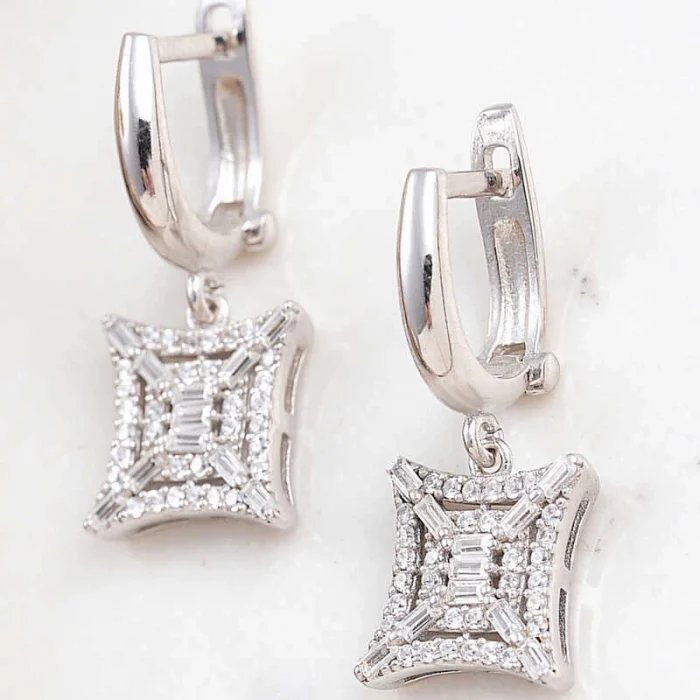 Luz&Pos Gümüş Kare Zirkon Taşlı Kadın Küpe