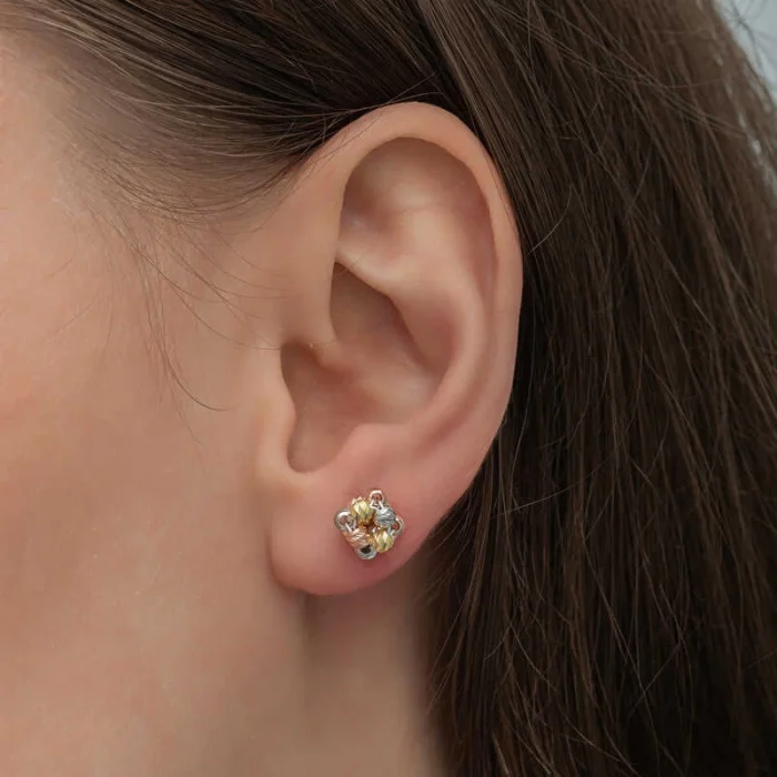 Luz&Pos Gümüş Renkli Dorika Kadın Çivili Küpe