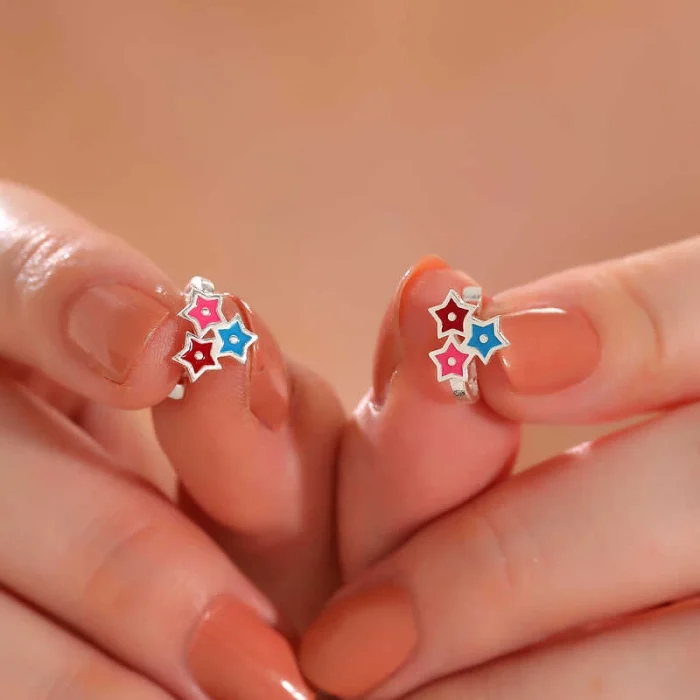 Luz&Pos Gümüş Renkli Üç Yıldız Çocuk Küpesi