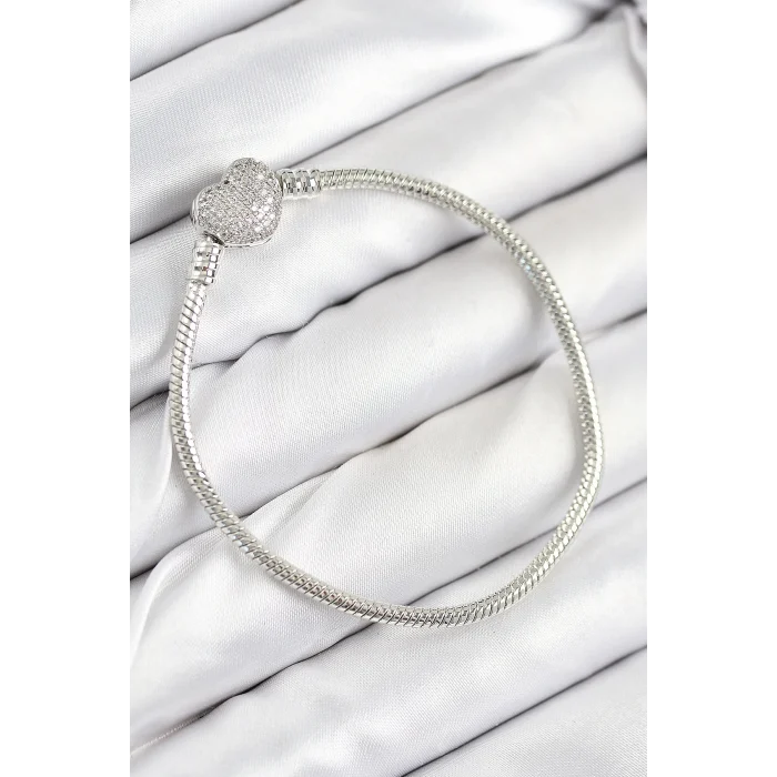 Pirinç Charm Zirkon Taşlı Kalp Model Gümüş Renk Kadın Bileklik