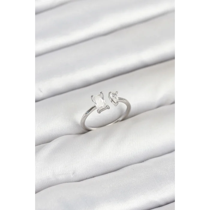 Pirinç Gold Renk Zirkon Taşlı Kadın Yüzük