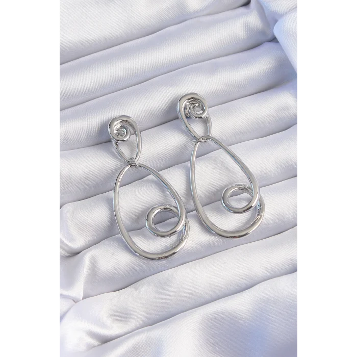 Pirinç Gümüş Renk Kıvrımlı Sallantılı Küpe