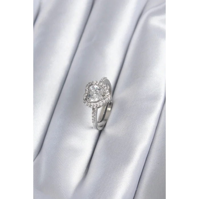 Pirinç Gümüş Renk Zirkon Taşlı Kalp Charm Model Kadın Yüzük