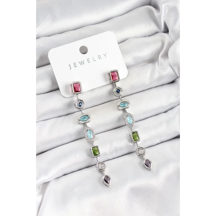 Pirinç Renkli Zirkon Taşlı Sallantılı Model Gümüş Renk Kadın Küpe