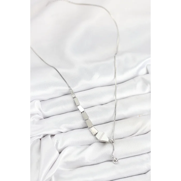 Pirinç Yılan Model Gümüş Renk Asansörlü Kadın Kolye