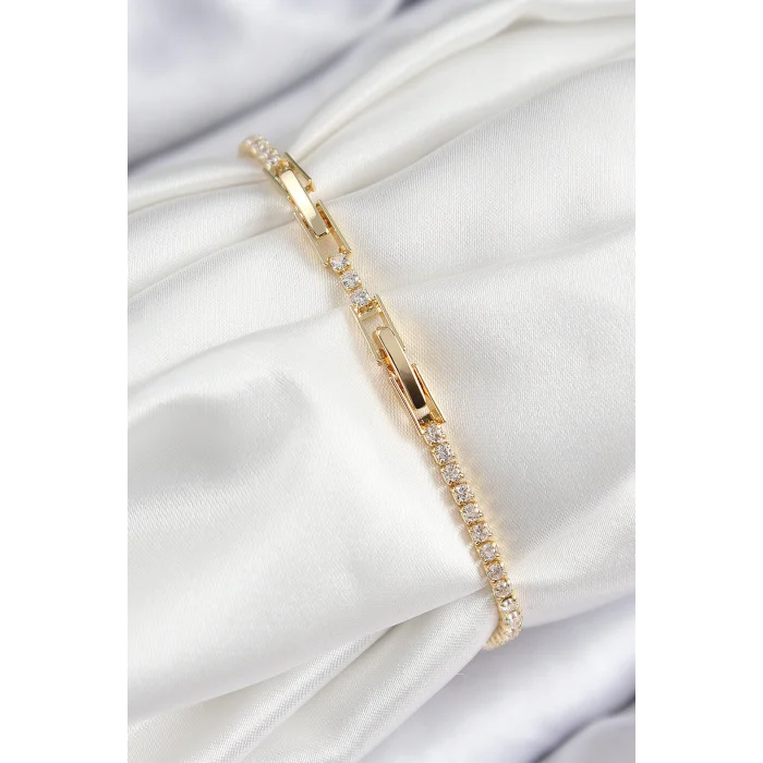 Pirinç Zirkon Taşlı Yıldız Model Gold Renk Kadın Bileklik