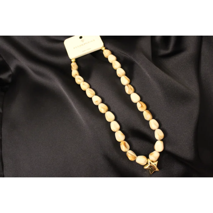 Shyla Büyük Boncuklu Yıldızlı Kolye