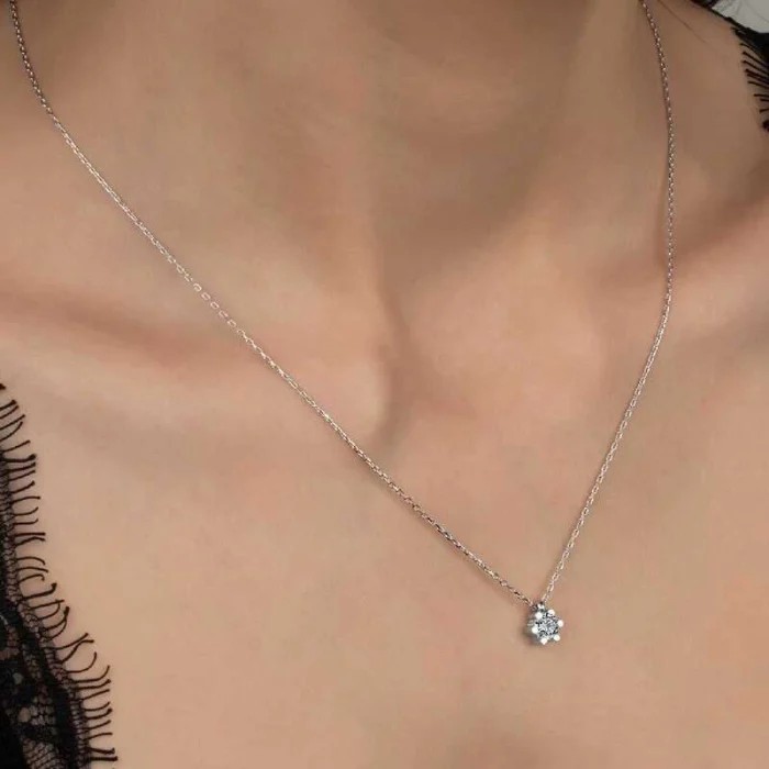 Luz&Pos Swarovski Taşlı Gümüş Tektaş Bayan Kolye