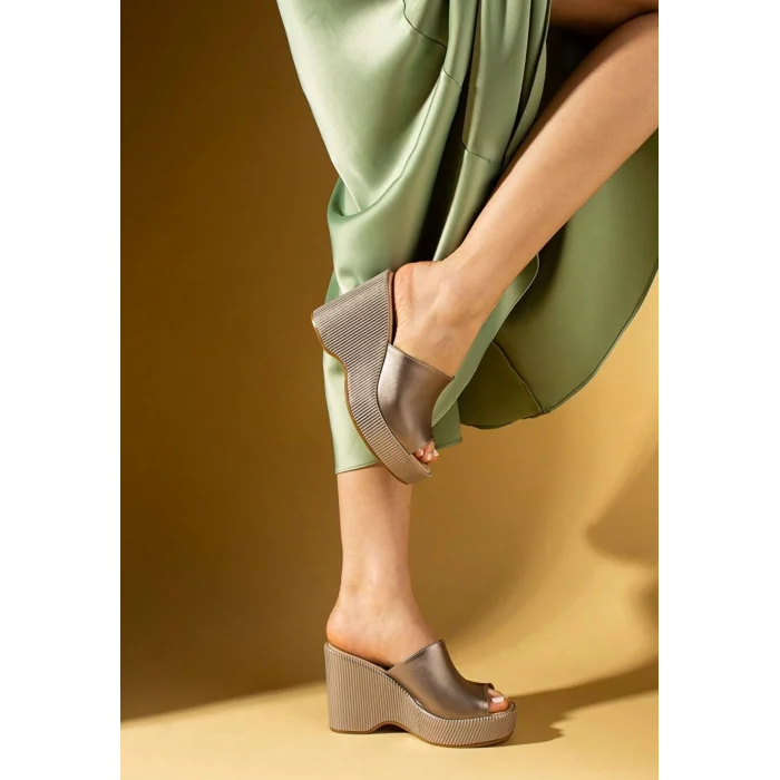 Tlay Platin Cilt Dolgu Topuk Terlik