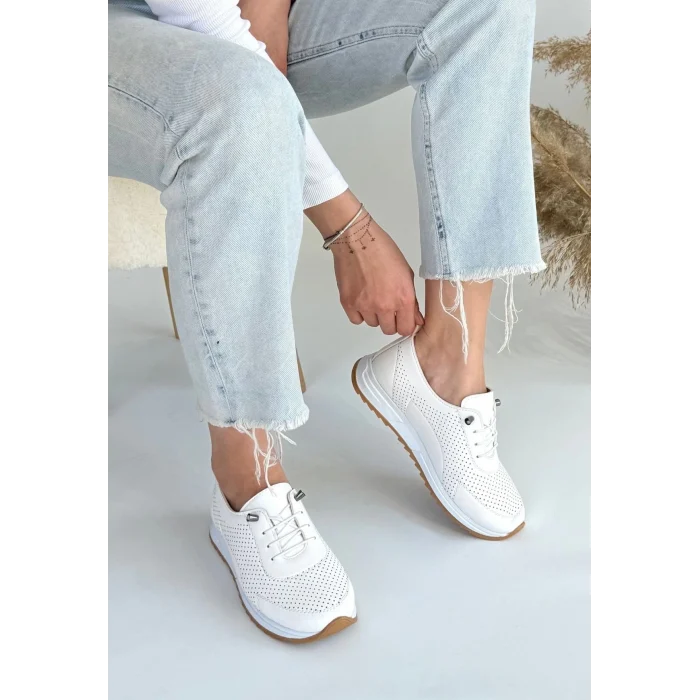 Tone Beyaz Cilt Bağcıklı Spor Ayakkabı