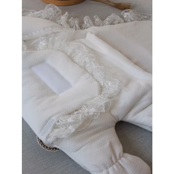 Luz&Pos Yenidoğan Kapitone Anadolunun Kalbi Nakışlı Ayaklı Kız Erkek Bebek Battaniyesi Ekru