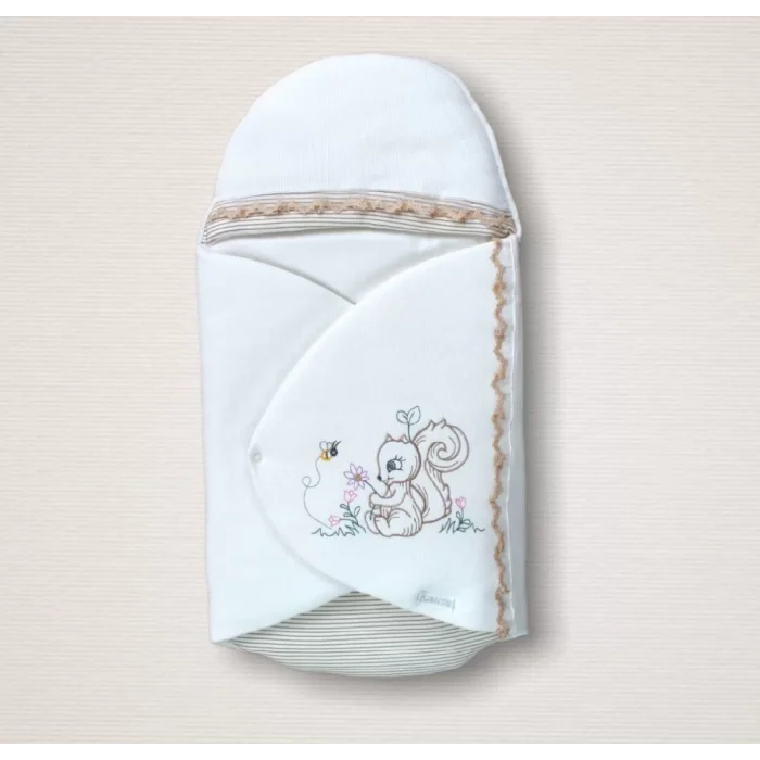 Luz&Pos Yenidoğan Minik Sincap Nakışlı Kundak Kız Bebek Battaniyesi Ekru