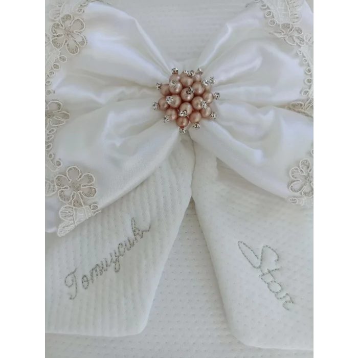 Luz&Pos Yenidoğan Sahra Taç Nakışlı Plazma Taşlı Güpürlü Fiyonklu Duvaklı Trilüks Kundak Bebek Battaniyesi Sütlü Kahve