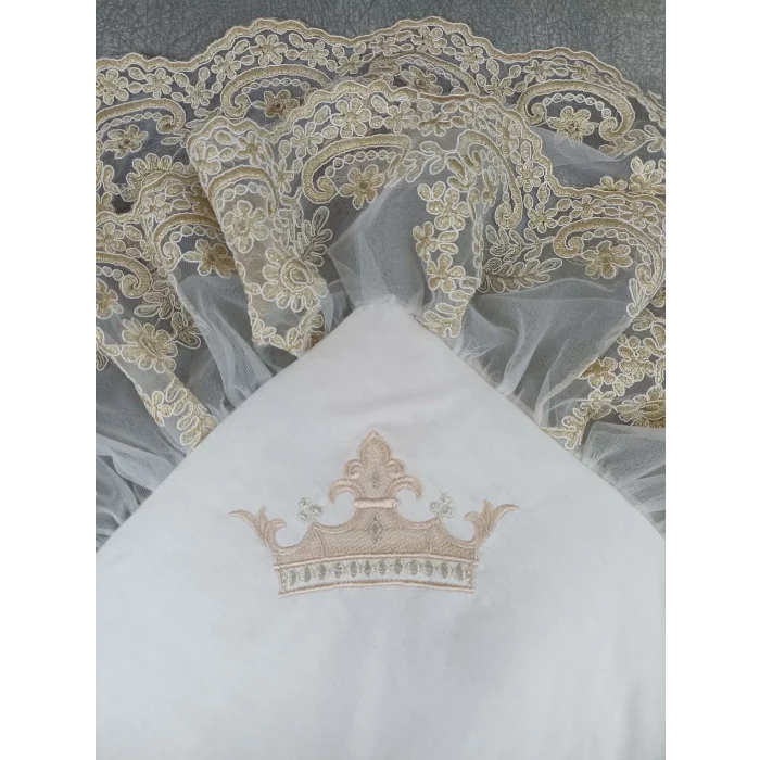 Luz&Pos Yenidoğan Saray Kadife Taç Nakışlı İnci Fiyonklu Çift Dantel Duvak Trilüks Kundak Bebek Battaniyesi Vizon-gold