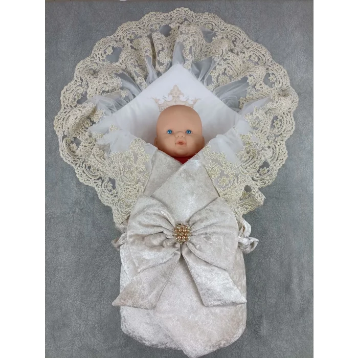 Luz&Pos Yenidoğan Saray Kadife Taç Nakışlı İnci Fiyonklu Çift Dantel Duvak Trilüks Kundak Bebek Battaniyesi Vizon-gold