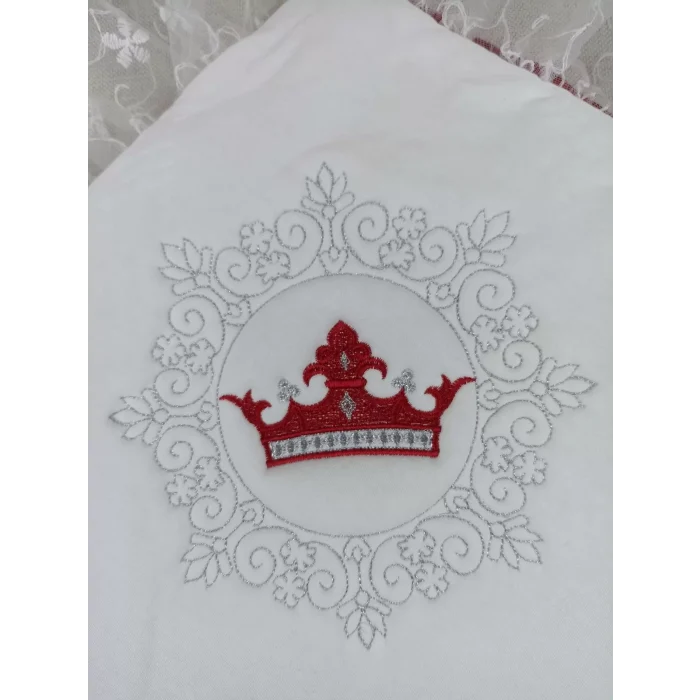 Luz&Pos Yenidoğan Saray Kadife Taç Nakışlı İnci Fiyonklu Dantel Duvak Trilüks Kundak Bebek Battaniye Bordo