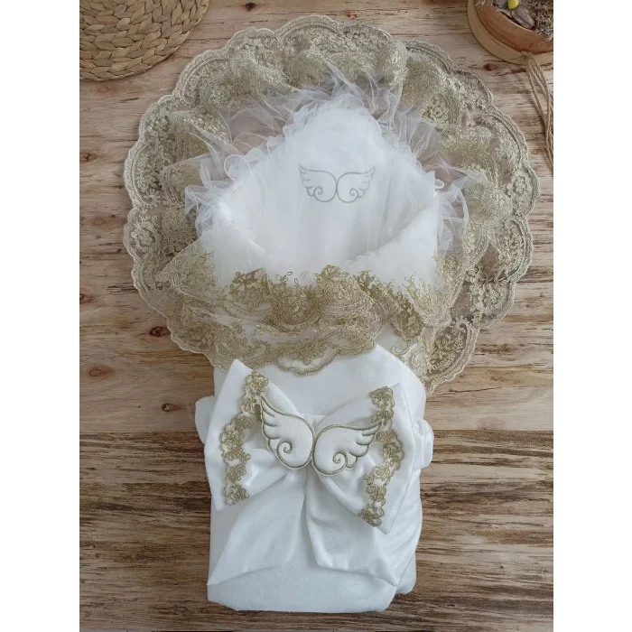 Luz&Pos Yenidoğan Soft Kumru Melek Kanat Fiyonklu Gold Çift Dantel Duvaklı Trilüks Kundak Bebek Battaniyesi Ekru