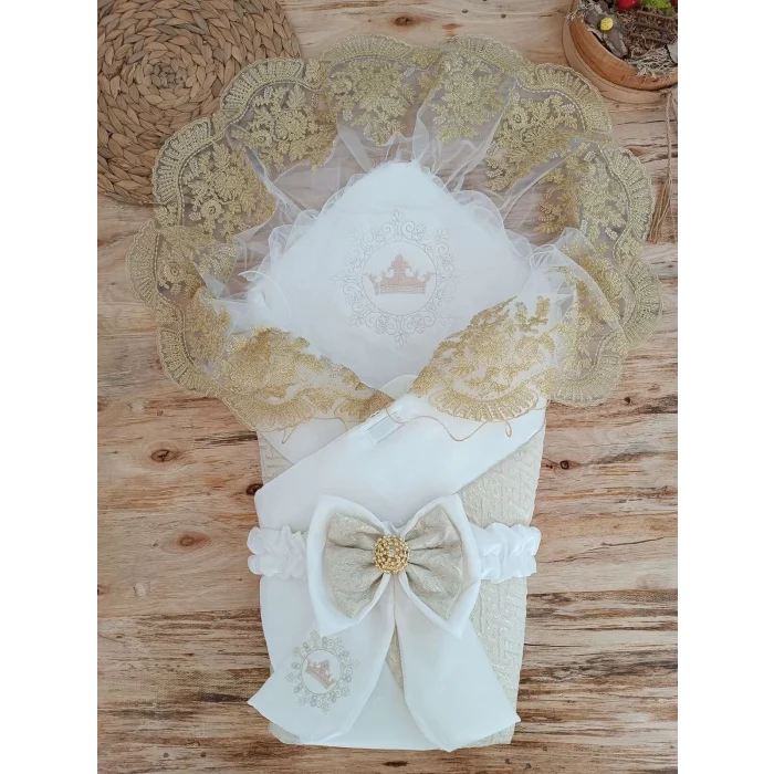 Luz&Pos Yenidoğan Titi Taç Nakışlı Plazma Taşlı Güpürlü Çift Fiyonk Duvaklı Trilüks Kundak Bebek Battaniyesi Gold