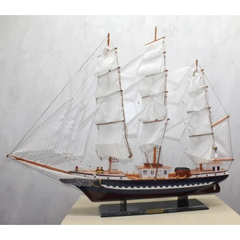 Ahşap Yelken Gemi Model 4