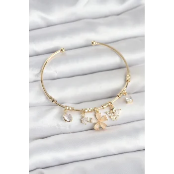 Çiçek ve Kelebek Charmlı Gold Renk Pirinç Kadın Bileklik
