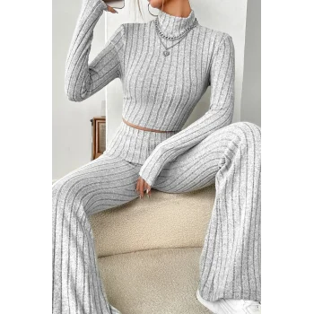 Kadın Gri Çizgili Boğazlı Crop Top ve Yüksek Bel Pantolon Takım