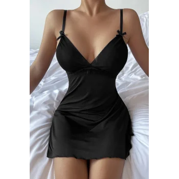 Kadın Siyah Askılı Beli Dantelli Göğsü Fiyonklu Şık Gecelik – Modern ve Şık Tasarım