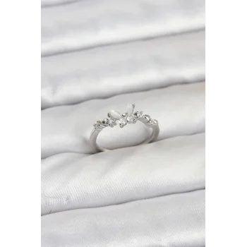 Kelebek Model Gümüş Renk Pirinç Kadın Yüzük