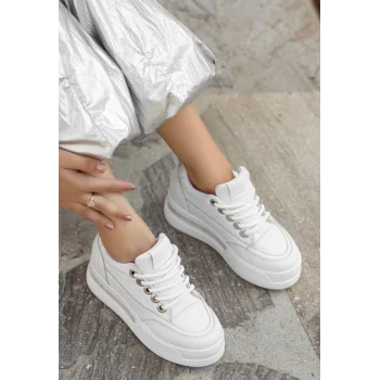 Lulu Beyaz Cilt Bağcıklı Spor Ayakkabı