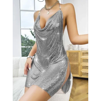Luz&Pos Arias Closet Özel Tasarım Gümüş Payetli Zincir Detaylı Parlak Işıltılı Sırt Dekolteli Fantezi Mini Club Elbisesi