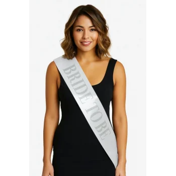 Beyaz Saten Üzerine Kalın Gümüş Yazılı Bride To Be Kuşağı