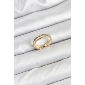 Pirinç Gold Renk Sıralı Zirkon Taşlı Kutup Yıldızı Model Kadın Yüzük