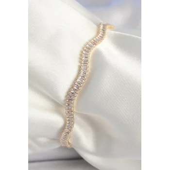 Pirinç Gold Renk Su Yolu Zirkon Taşlı Model Kadın Bileklik