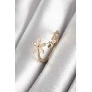 Pirinç Gold Renk Zirkon Taşlı Çiçek Model Kalp Detay Kadın Yüzük