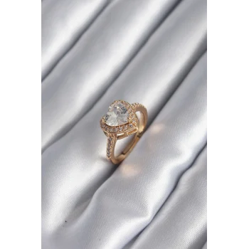 Pirinç Gold Renk Zirkon Taşlı Kalp Charm Model Kadın Yüzük