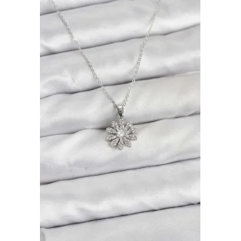 Pirinç Gümüş Renk Çiçek Model Kadın Kolye