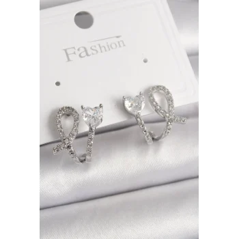 Pirinç Gümüş Renk Düğüm Model Zirkon Taşlı Kalp Detay Kadın Küpe