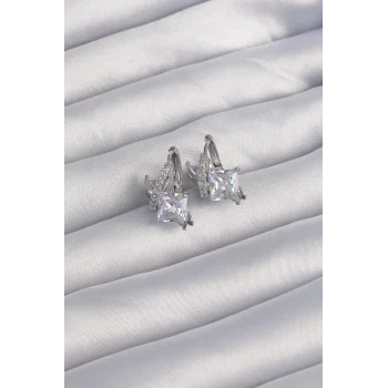 Pirinç Gümüş Renk İri Zirkon Taşlı Kıvrımlı Minimal Kelebekli Halka Küpe