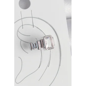 Pirinç Gümüş Renk Kare Zirkon Taşlı Kadın Kıkırdak Model Küpe