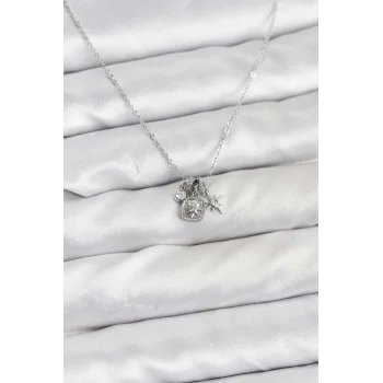 Pirinç Gümüş Renk Minimal Charmlı Kadın Kolye