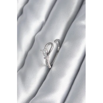 Pirinç Gümüş Renk Zirkon Taş Detay Kurdele Model Kadın Yüzük