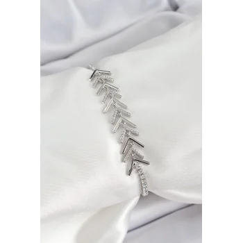Pirinç Gümüş Renk Zirkon Taşlı Balık Sırtı Kadın Bileklik